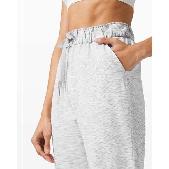 Lululemon Keep Moving Pant High Rise Size 2 Wee Are From Space Nimbus Battleshp - Picture 8 of 13